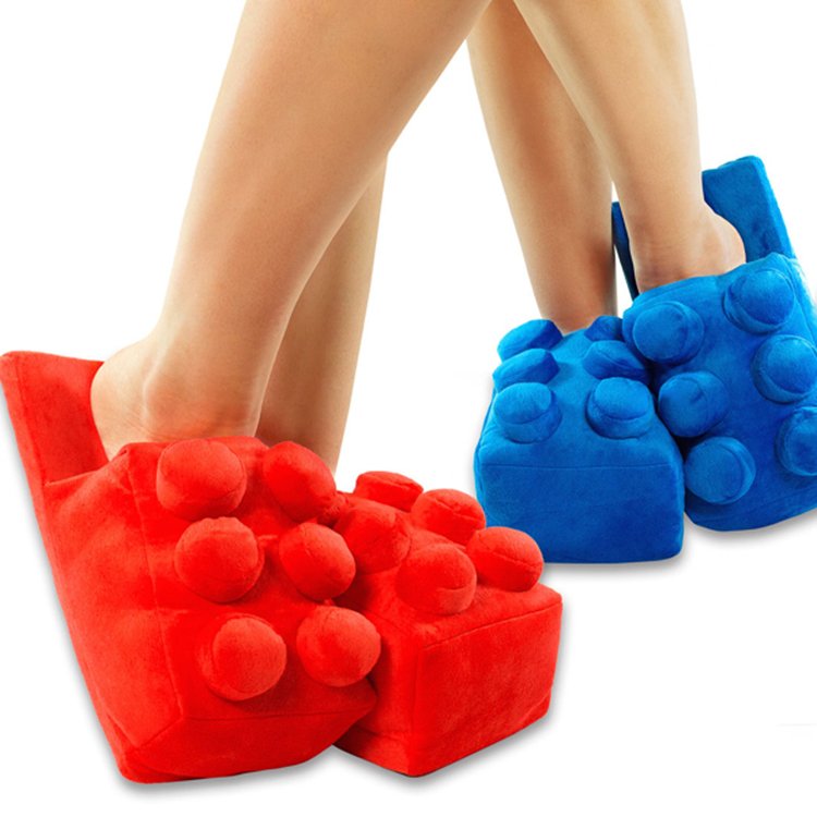 LEGO Building Brick Slippers – Unisex Plush House Slippers with Textured Non-Slip Rubber Sole, Red & Blue, EU 36–42