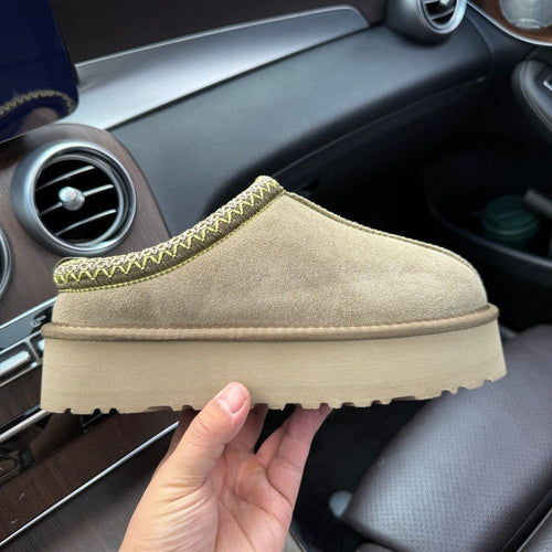 Women's Genuine Suede Furry Platform Slides – Cozy Slip-On Mules with Soft Fur Lining, Casual Indoor & Outdoor Shoes
