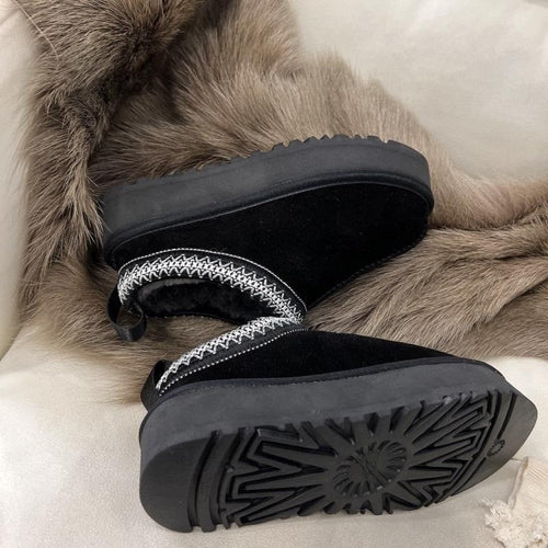 Women's Genuine Suede Furry Platform Slides – Cozy Slip-On Mules with Soft Fur Lining, Casual Indoor & Outdoor Shoes