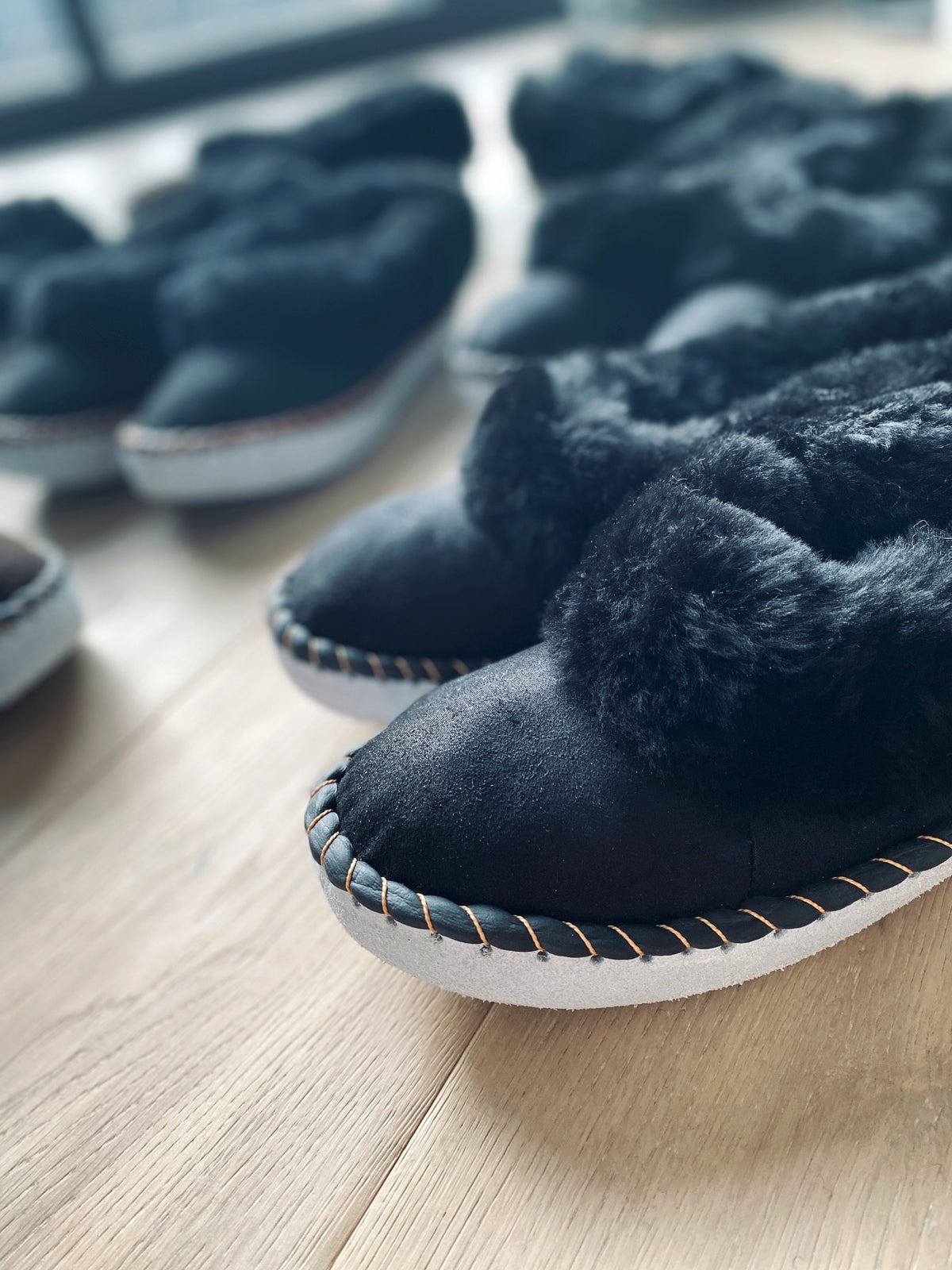 Men's Black Sheepskin Moccasin Slippers – Handmade Genuine Leather House Shoes with Wool Lining & Fur Cuff