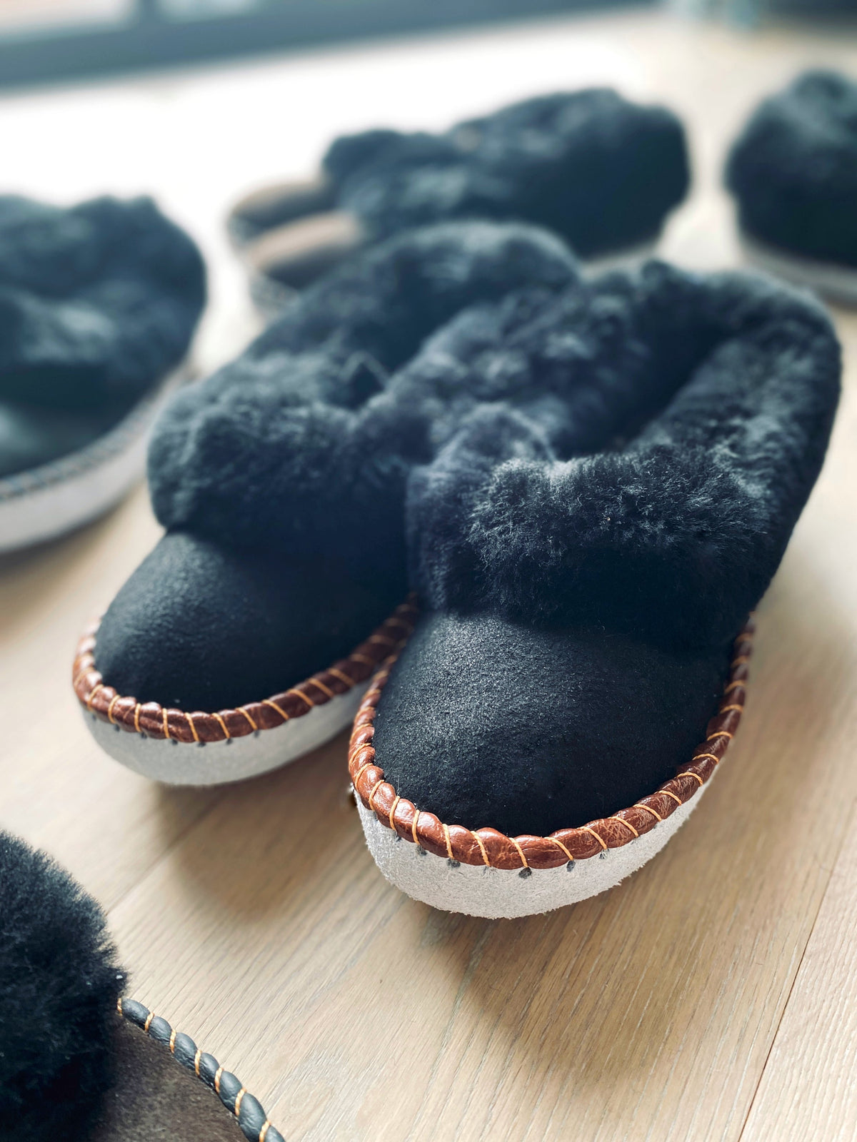 Men's Black Sheepskin Moccasin Slippers – Handmade Genuine Leather House Shoes with Wool Lining & Fur Cuff