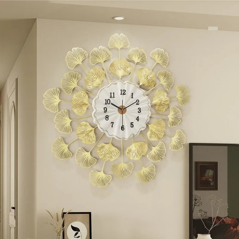 Clock Creative Wall Clock Decoration Fashion Silent Light Luxury Home Free Punching Living Room Atmosphere Art