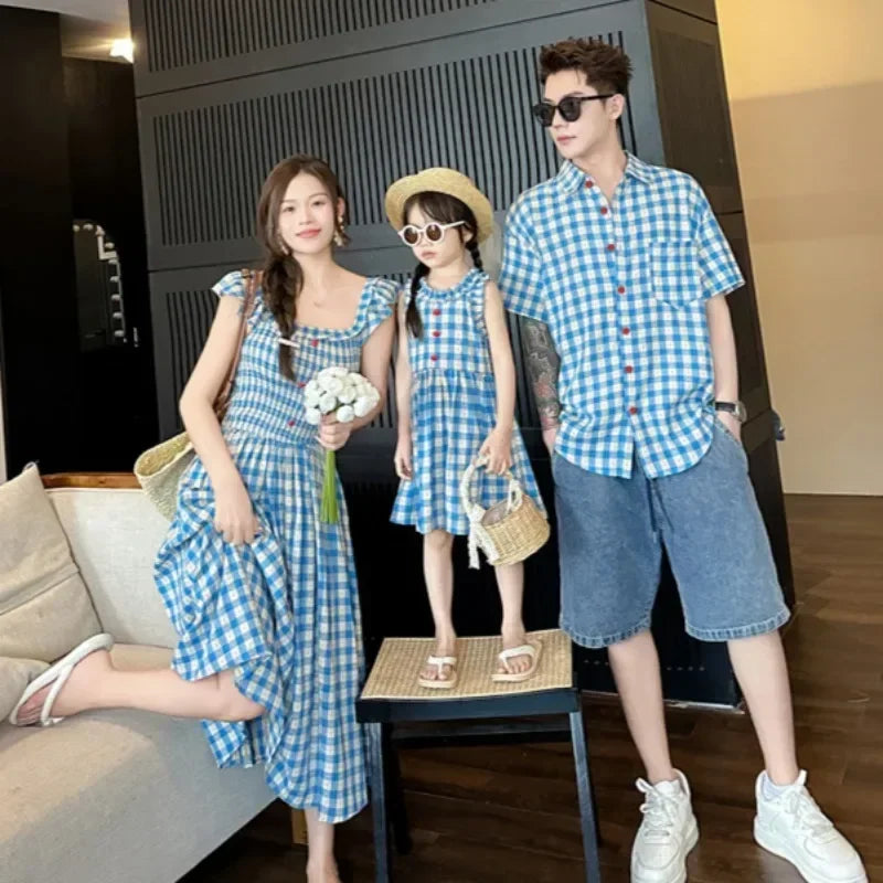 Holiday Couple Look Family Matching Clothes Mom and Daughter Resort Plaid Dress Dad and Son Shirts Korean Children's Clothing