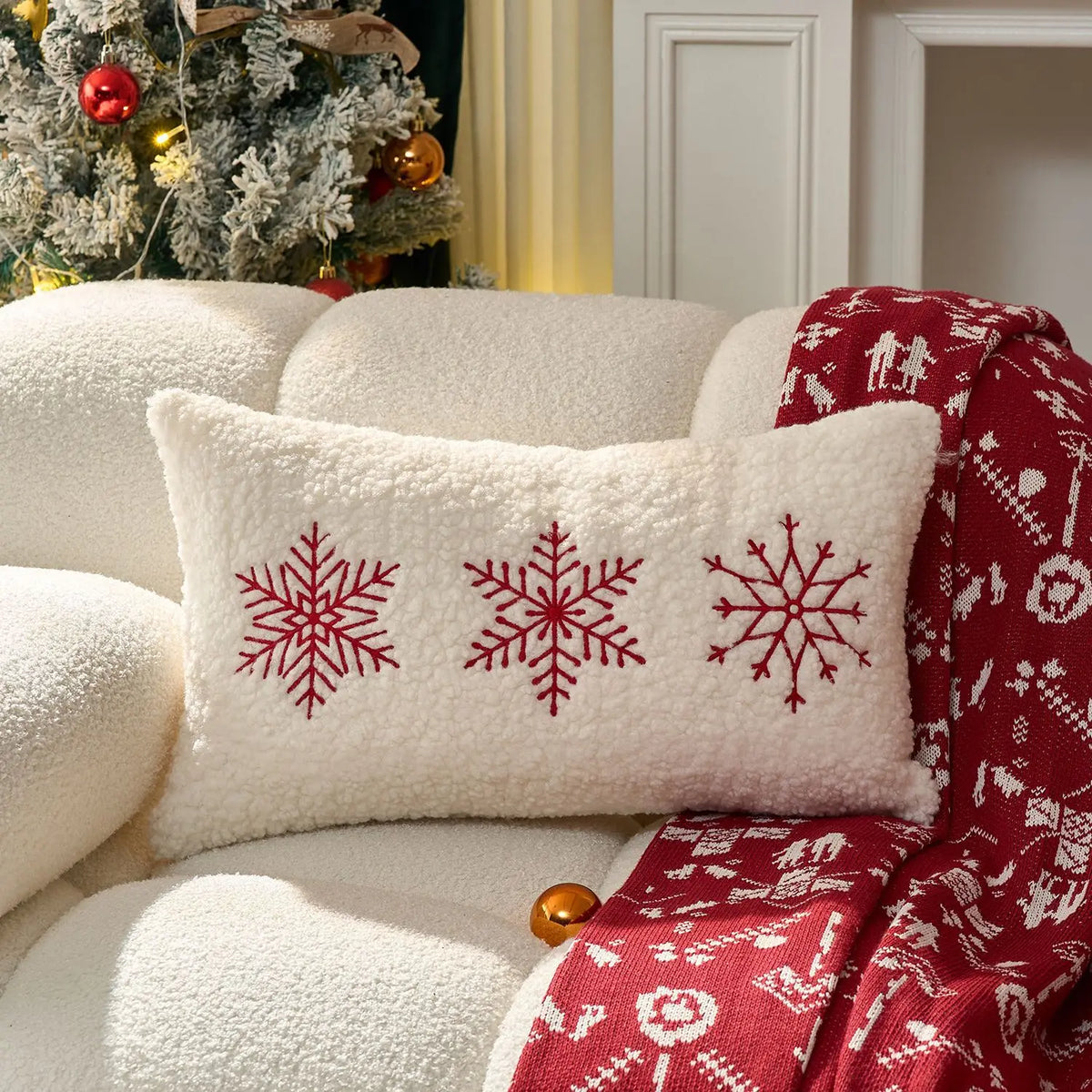 Christmas Embroidered Cushion Cover, Red “HO HO HO” Snowflake & Gingerbread Man Pillowcase, Festive Holiday Throw Pillow Cover for Sofa, Chair & Home Decor