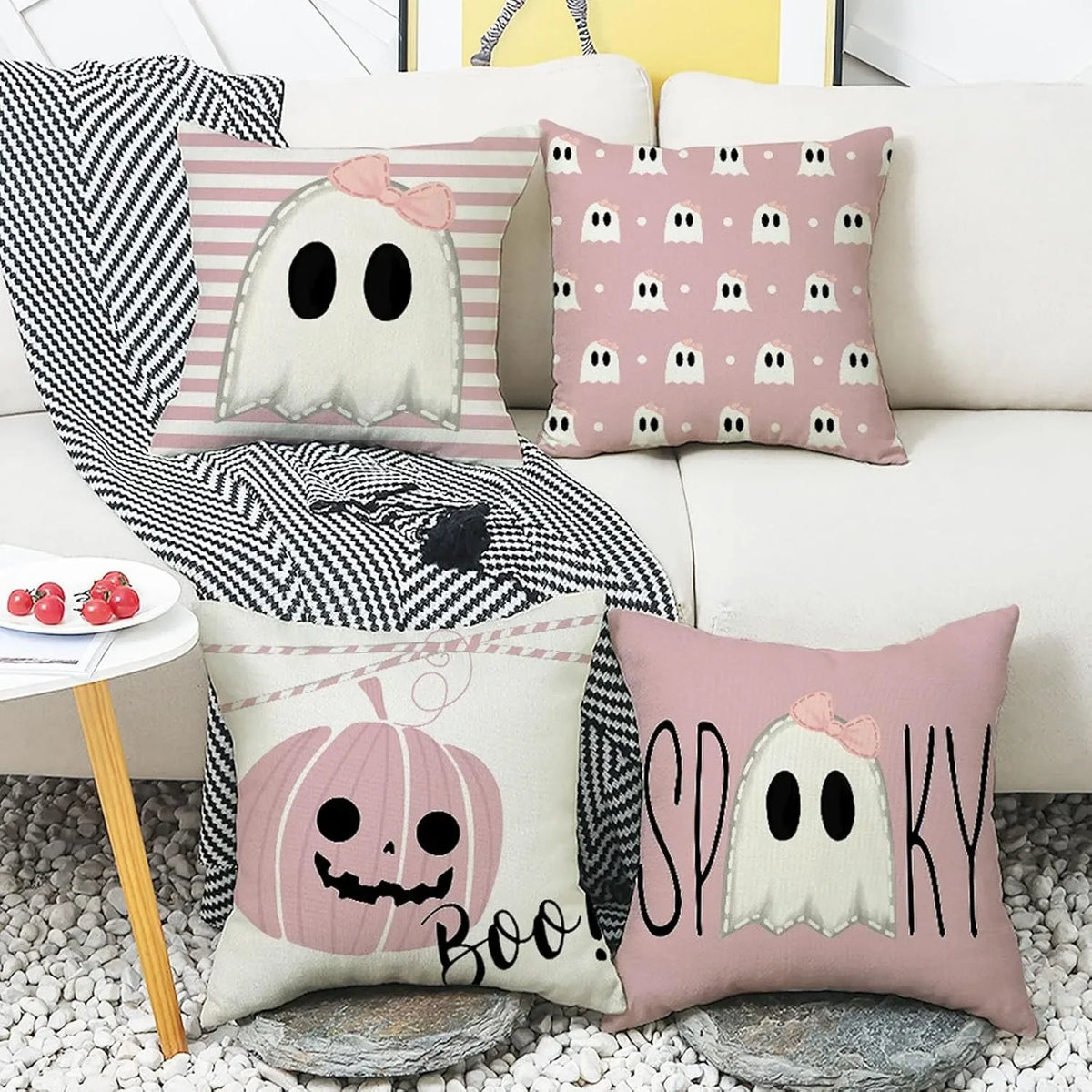 Pink Halloween Pillow Cover – Cute Ghost & Pumpkin Printed Cushion Case for Sofa, Couch & Bedroom, Spooky Holiday Decor Gift