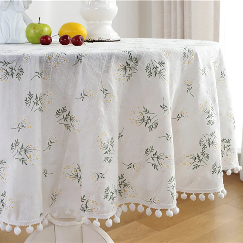 Round Floral Cotton Tablecloth with Tassel Edge, 100% Cotton Reusable Table Cover, Handmade Circular Dining Table Decor for Kitchen, Farmhouse, Wedding, Party & Home