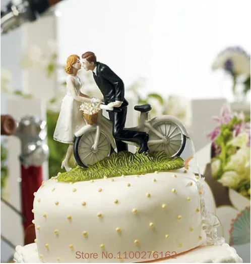 Funny Bride & Groom Wedding Cake Topper – Romantic Resin Couple Figurine Decoration, 8–15cm, Customizable