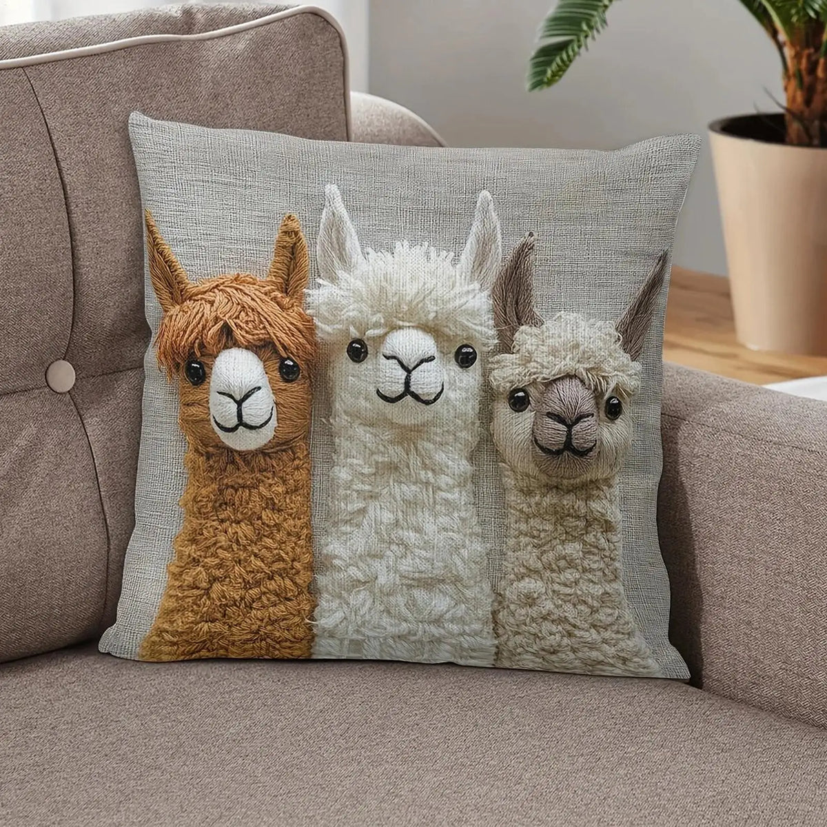 Cute Alpaca Pillow Cover 45×45cm, 2D Flat-Printed Cartoon Animal Cushion Case, Retro Alpaca Throw Pillowcase for Sofa, Bedroom, Living Room, Dorm, Nursery & Car Decor