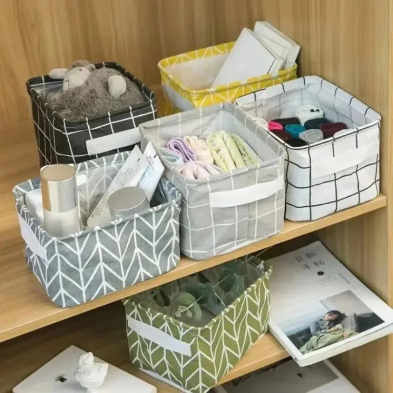 Collapsible Fabric Storage Basket Grid Pattern 20×16×14 cm Foldable Organizer Bin with Handle for Home Office Desk Drawer Closet