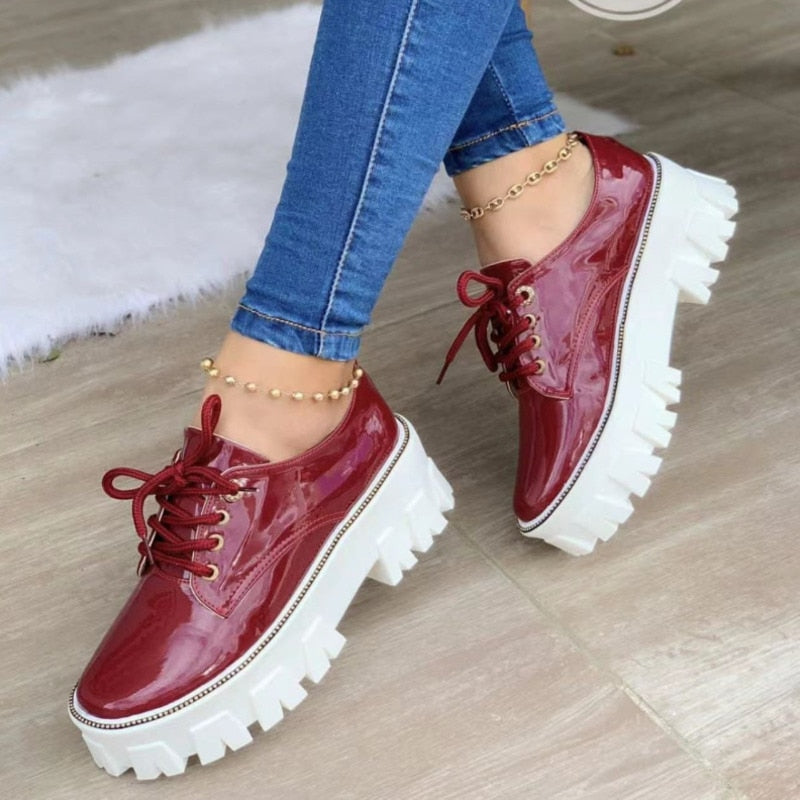 Women's Platform Oxford Shoes – Chunky Thick Heel Lace-Up Dress Shoes in Black, Red & Pink