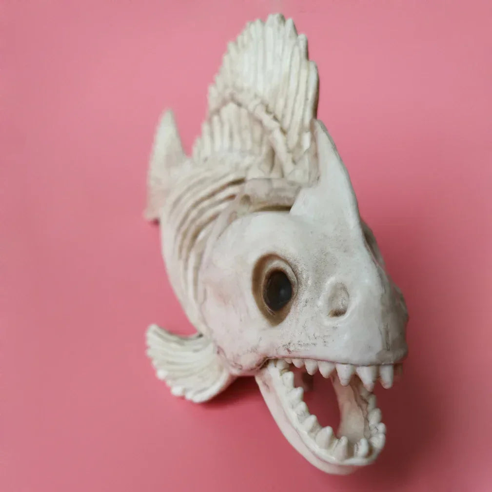Halloween Animal Skeleton Bones Horror Piranha Fish Gecko Frog Ornaments Lizard Creepy Decoration Props Party for Kids Gift