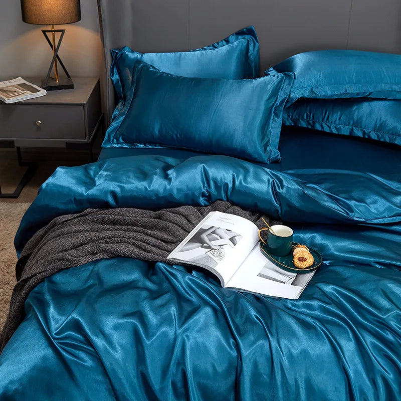 Luxury Jacquard Duvet Cover Set – Soft Microfiber Bedding Set with Fitted Sheet & Pillowcases, Black, Green & White