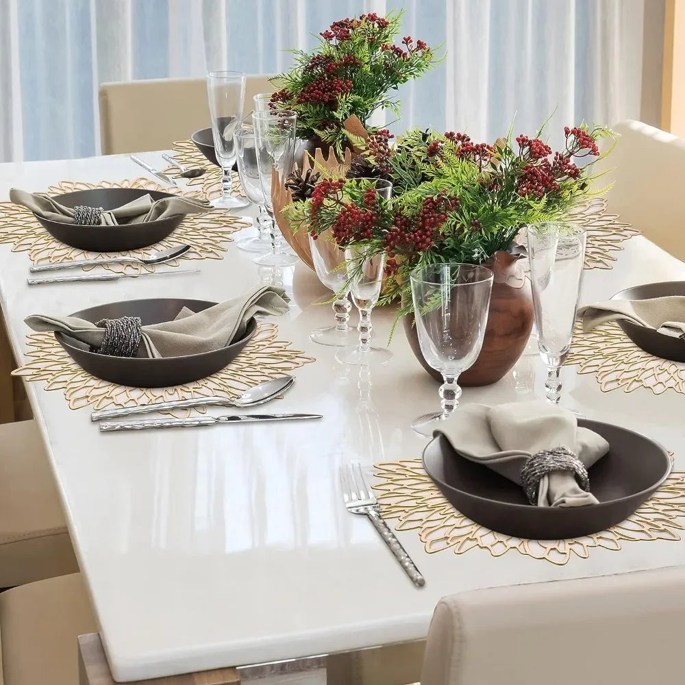Set of 6 Round PVC Placemats – Wipeable Heat-Resistant Hollow Leaf & Flower Table Mats for Christmas, Thanksgiving, Weddings & Home Dining
