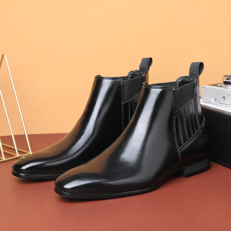 Men’s Retro Chelsea Boots, British Style Slip-On Ankle Boots with Pointed Toe, Low Heel Rubber Sole & Artificial Leather Upper, Casual Winter Dress Shoes