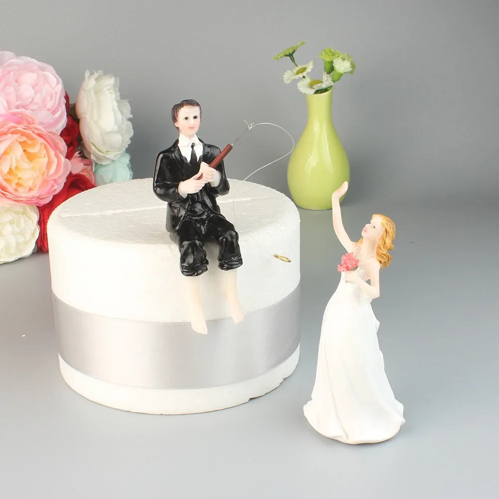 Hooked on Love Fishing Groom Catching Bride Cake Topper – Funny Resin Wedding Couple Figurines for Wedding & Engagement Decor