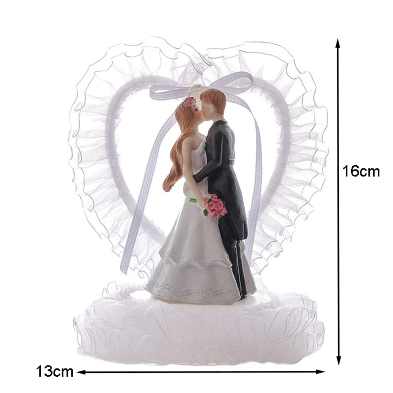 Bride & Groom Resin Wedding Cake Topper – Romantic Couple Figurine for Wedding, Engagement, Anniversary & Valentine’s Day