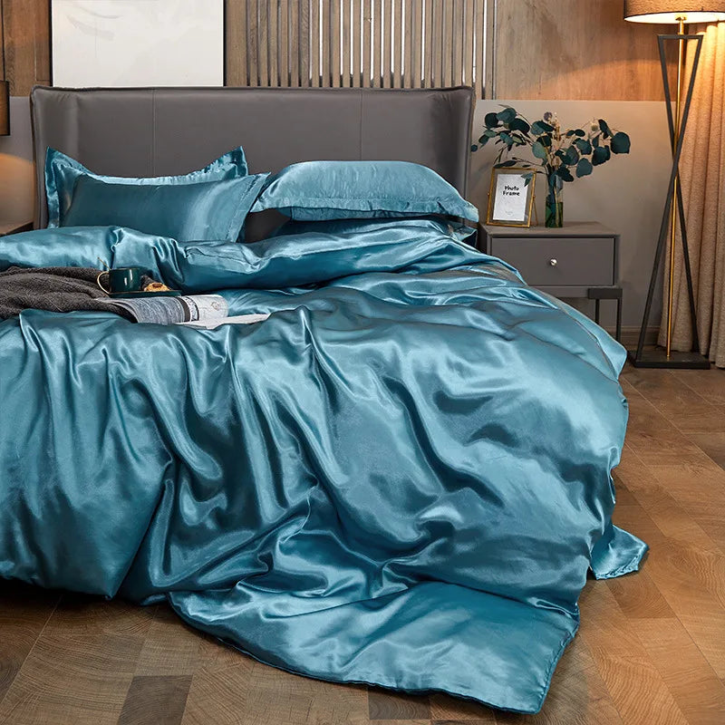 Luxury Jacquard Duvet Cover Set – Soft Microfiber Bedding Set with Fitted Sheet & Pillowcases, Black, Green & White