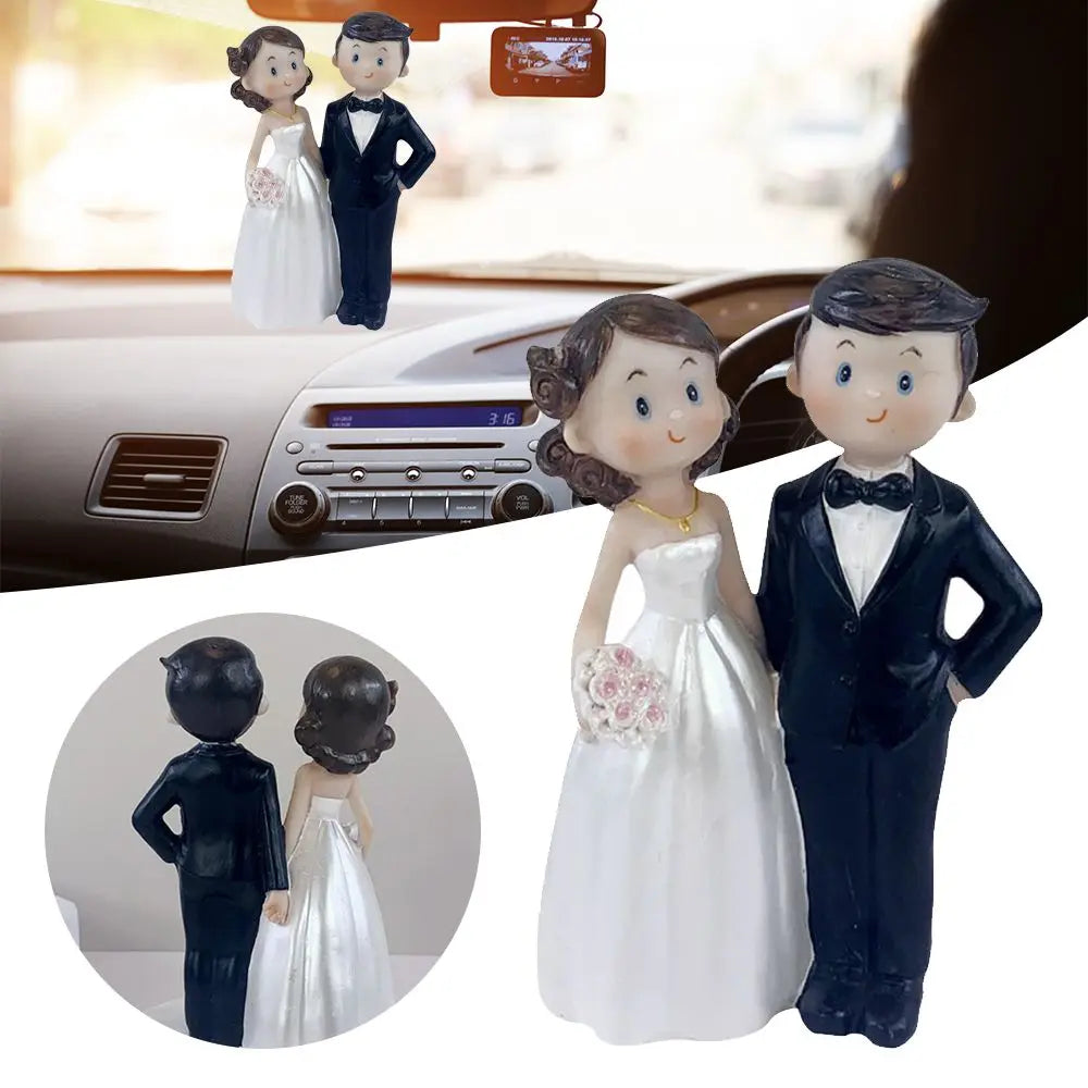 Cartoon Bride & Groom Resin Cake Topper – Cute Wedding Couple Figurine for Wedding Decor, Valentine’s Day & Party