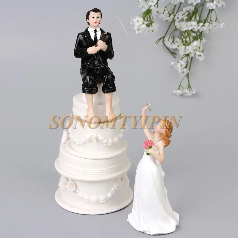 Hooked on Love Fishing Groom Catching Bride Cake Topper – Funny Resin Wedding Couple Figurines for Wedding & Engagement Decor