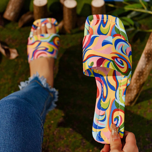 Fusion Funk Slippers – Korean-Style Women’s Flat Slip-On Shoes with Mixed-Color Design, PU Upper & Rubber Sole