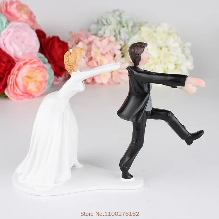 Funny Bride & Groom Wedding Cake Topper – Romantic Resin Couple Figurine Decoration, 8–15cm, Customizable