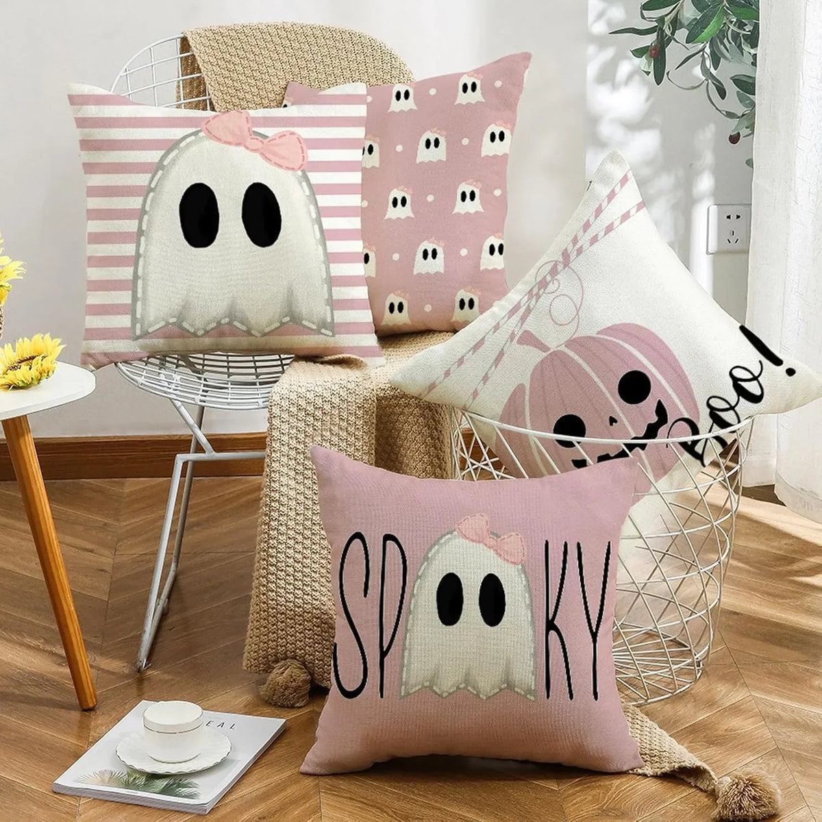 Pink Halloween Pillow Cover – Cute Ghost & Pumpkin Printed Cushion Case for Sofa, Couch & Bedroom, Spooky Holiday Decor Gift