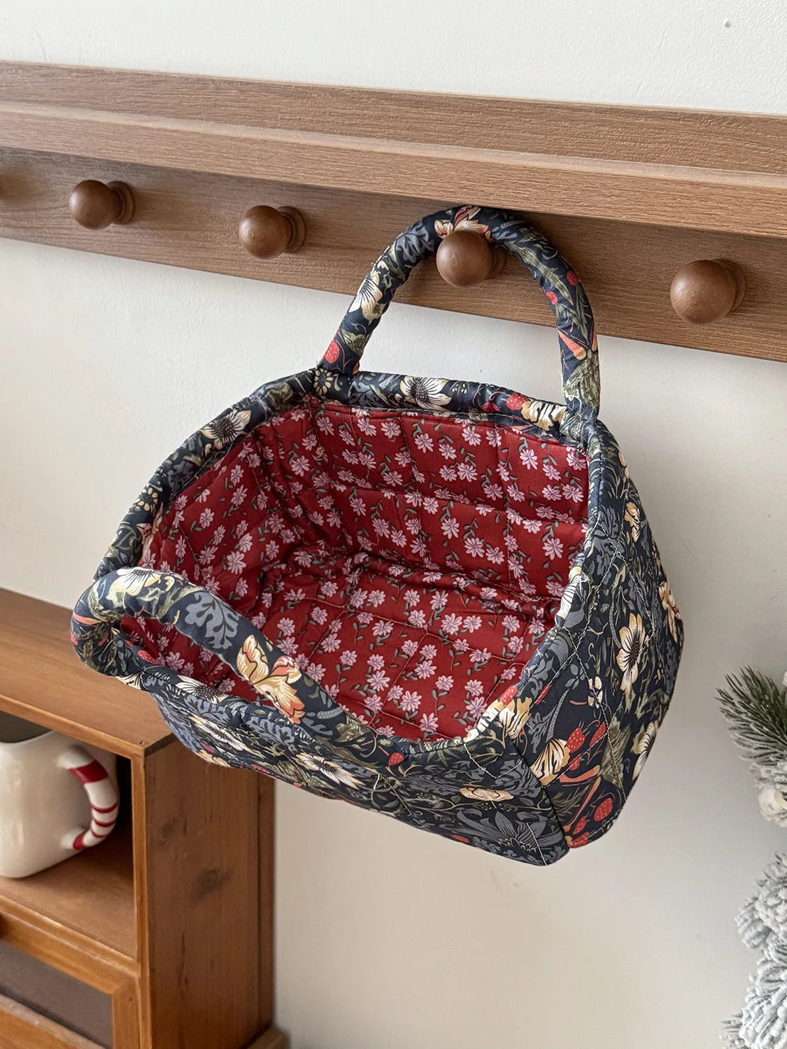 Desktop snack and miscellaneous items organizer basket, quilted fabric home storage basket, large garden series laundry basket