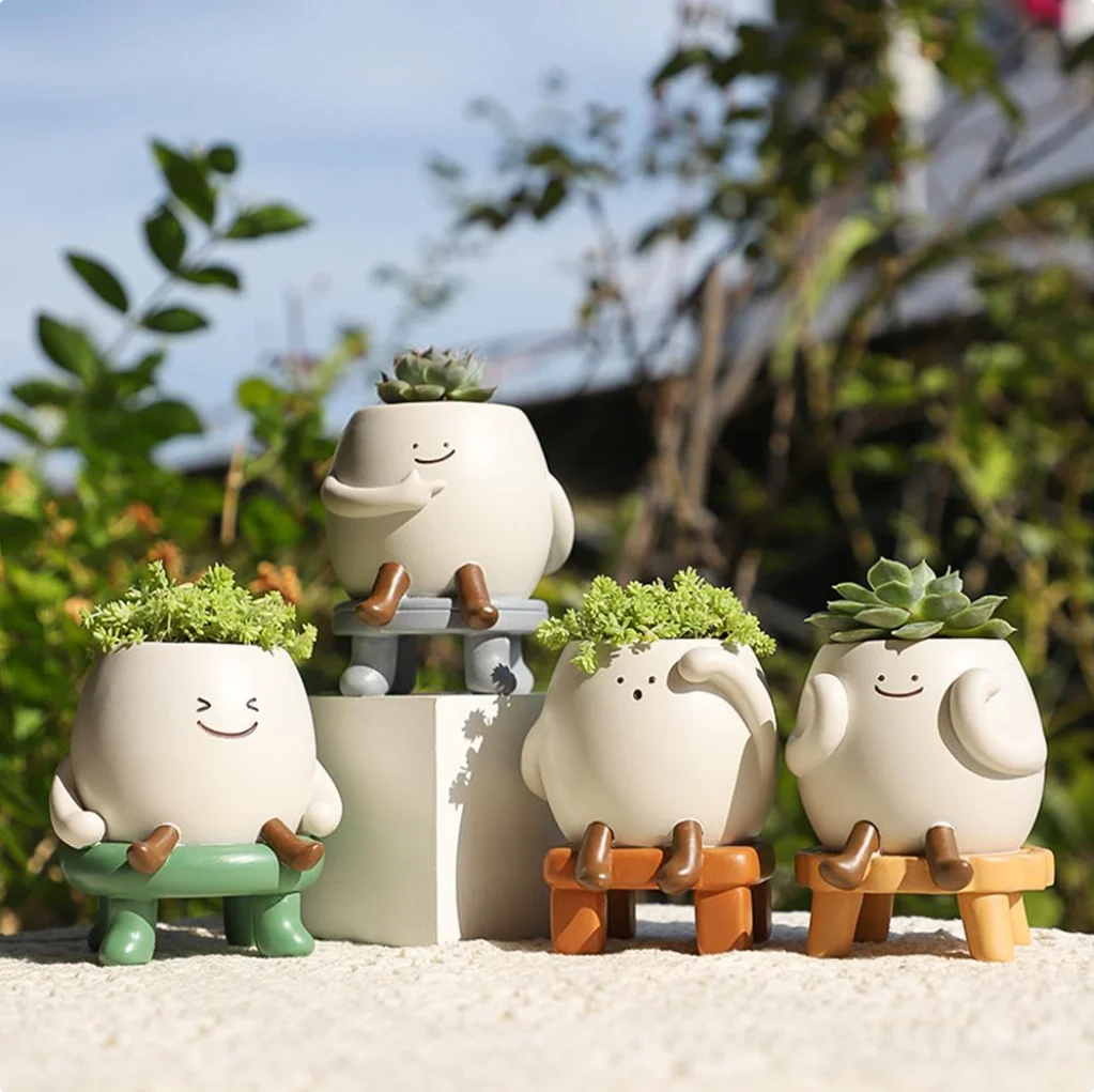 Cute Cartoon Resin Flower Pot, Round Face Sitting Planter for Succulents & Green Plants, Compact Desktop Planter for Desk, Shelf, Office & Home Decor