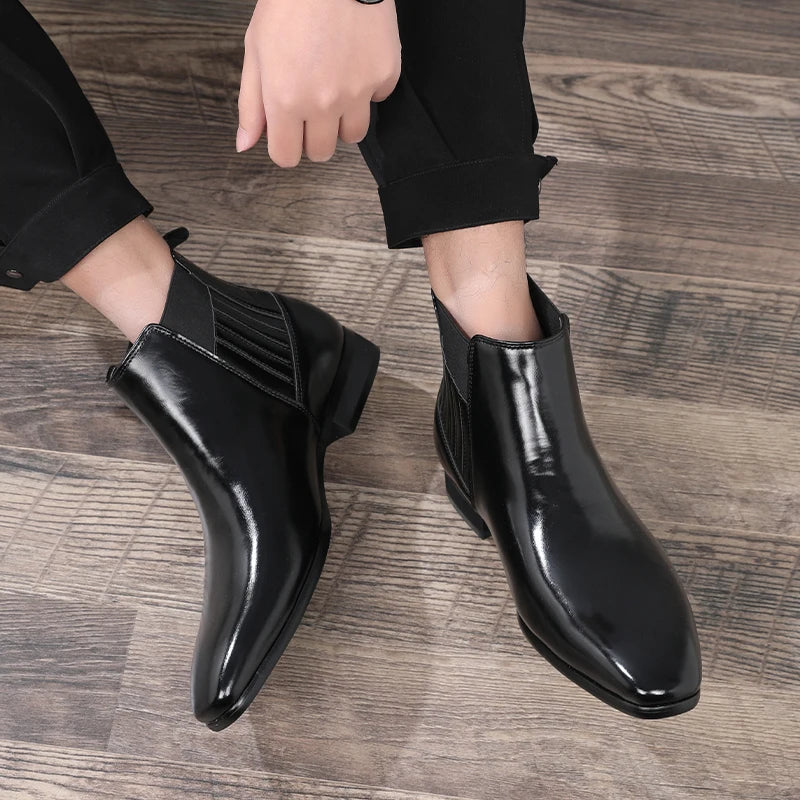 Men’s Retro Chelsea Boots, British Style Slip-On Ankle Boots with Pointed Toe, Low Heel Rubber Sole & Artificial Leather Upper, Casual Winter Dress Shoes