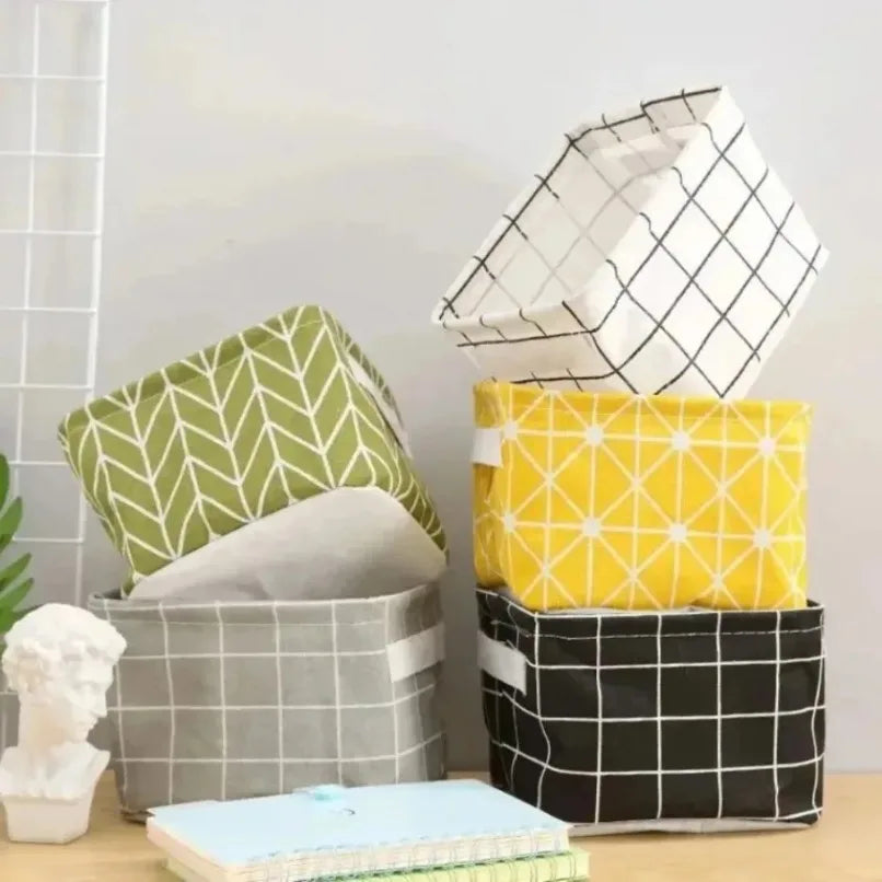 Collapsible Fabric Storage Basket Grid Pattern 20×16×14 cm Foldable Organizer Bin with Handle for Home Office Desk Drawer Closet