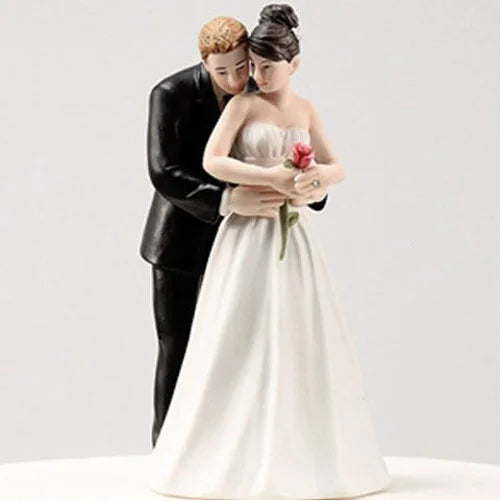 The Look of Love Bride & Groom Wedding Cake Topper, Romantic Resin Couple Figurine Decoration, 8–15cm Wedding Cake Topper for Engagement, Birthday & Celebration Decor