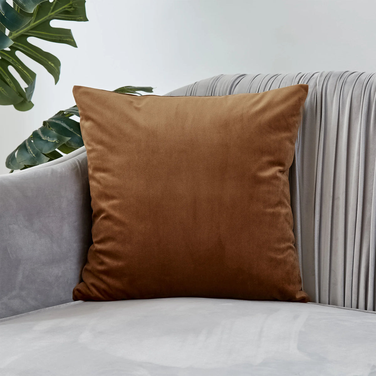 Decorative Velvet Pillow Cover for Sofa, Nordic Retro Style Solid Square Throw Cushion Case, Woven Plain Pillowcase for Living Room, Bedroom, Chair & Home Decor