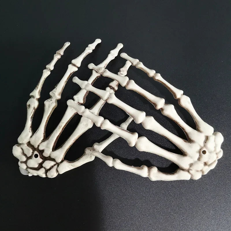 1 Pairs Halloween Decoration Props Halloween Decoration Realistic Life Size Skeleton Hands Plastic Human Hand Bone Plastic Hands