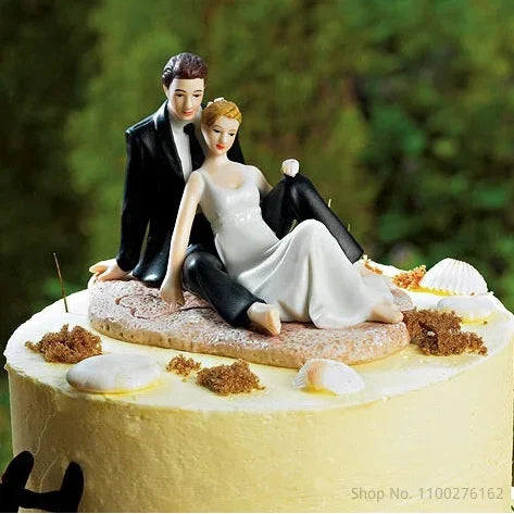 Funny Bride & Groom Wedding Cake Topper – Romantic Resin Couple Figurine Decoration, 8–15cm, Customizable