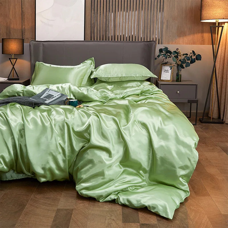 Luxury Jacquard Duvet Cover Set – Soft Microfiber Bedding Set with Fitted Sheet & Pillowcases, Black, Green & White