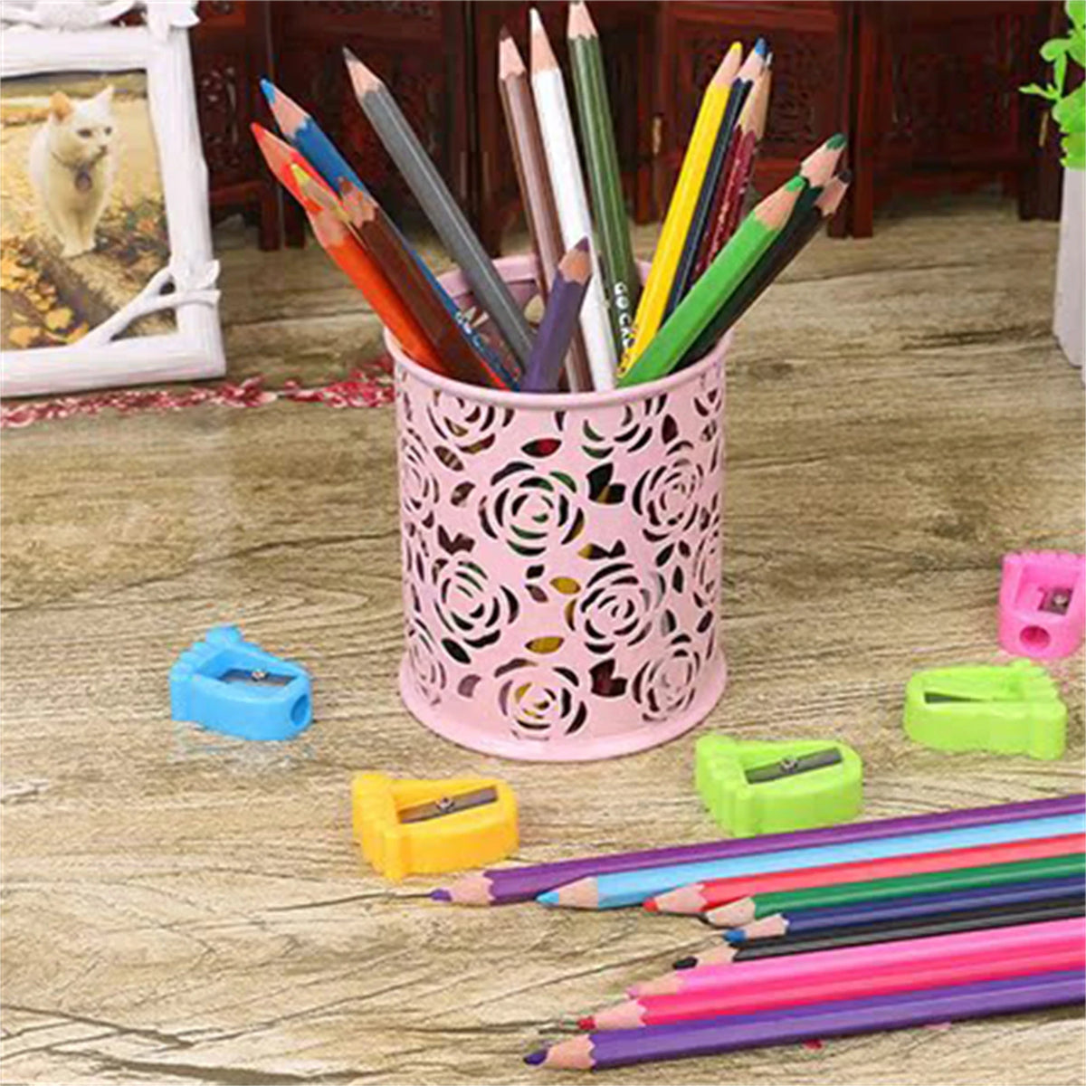 Hollow Rose Flower Pen Holder 10×8cm, Decorative Round Metal Desk Organizer for Pens, Pencils & Makeup Brushes, Modern Desktop Storage Cup for Home & Office