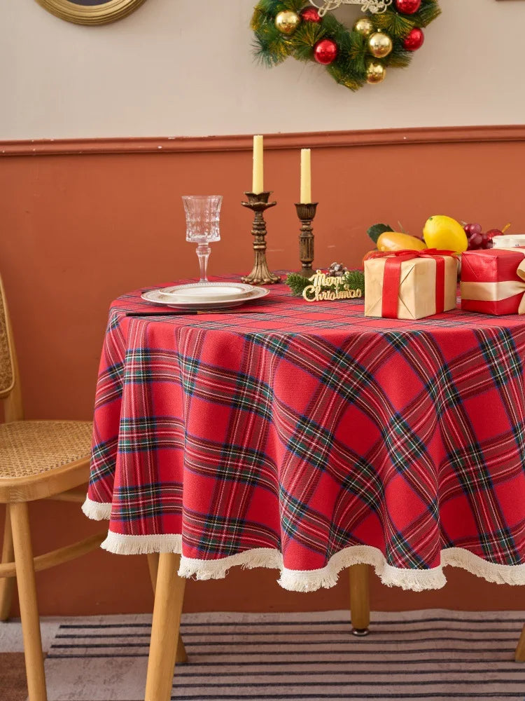Christmas Round Tablecloth, Red & Green Plaid Xmas Table Cover, Vintage Rustic Holiday Dining Tablecloth for Christmas Party, Wedding, Banquet, Home & Outdoor Decor