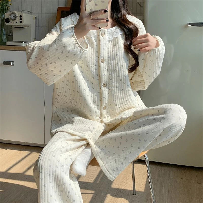 Women’s Floral Cotton Pajama Set – Cute Lace Sleepwear with Long-Sleeve Top & Ankle-Length Pants for Spring & Autumn