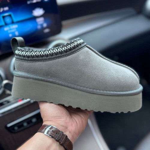 Women's Genuine Suede Furry Platform Slides – Cozy Slip-On Mules with Soft Fur Lining, Casual Indoor & Outdoor Shoes