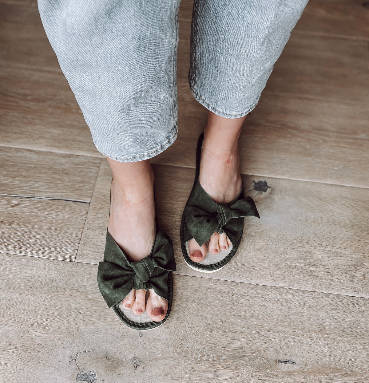 Green Ribbon Slippers – Soft Suede-Style House Shoes with Cushioned Insole & Lightweight Foam Sole