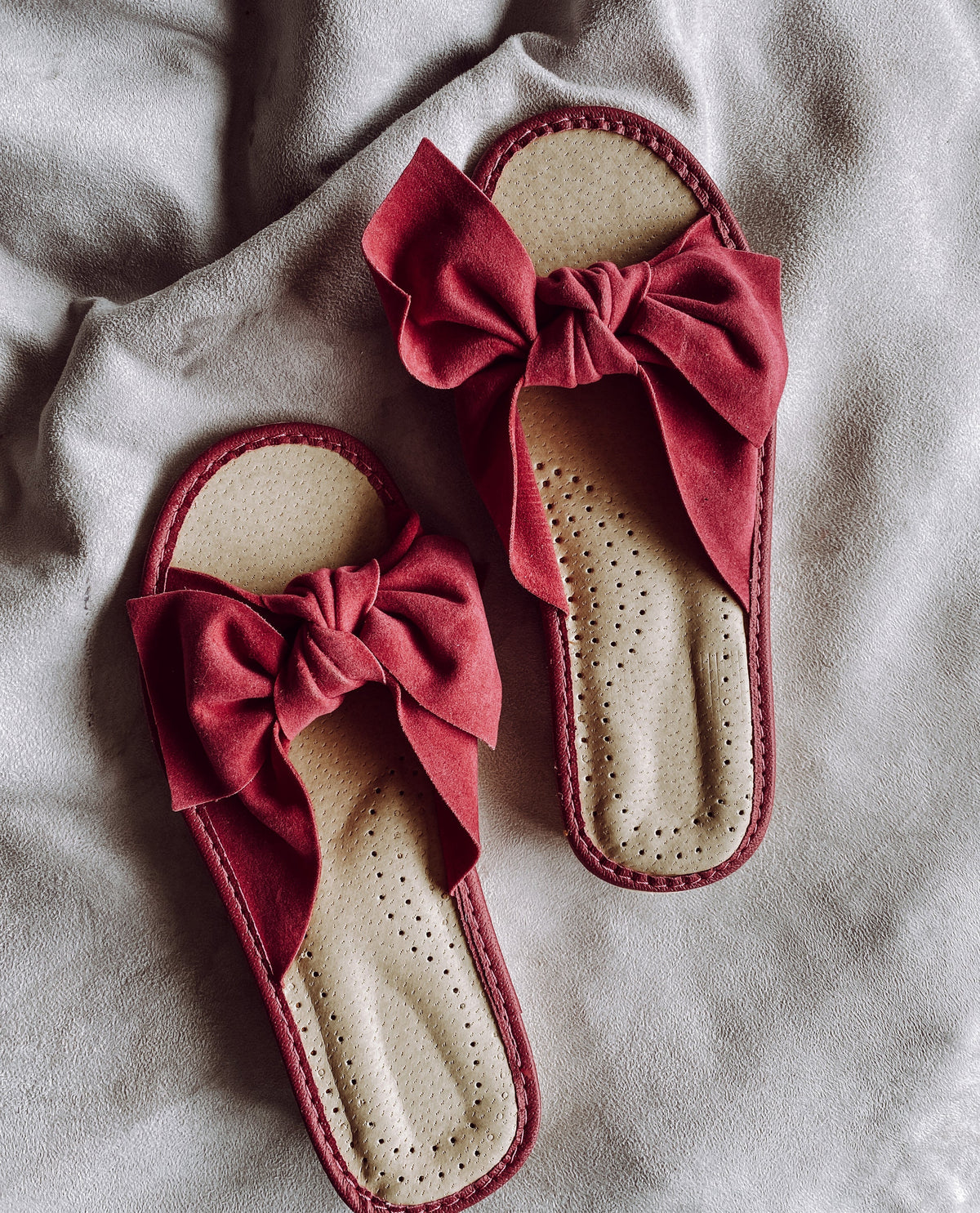 Pink Ribbon Slippers – Soft Suede-Style House Shoes with Cushioned Insole & Comfortable Foam Sole