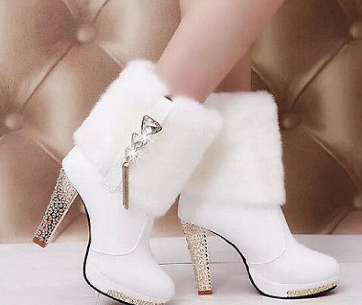 Women’s Winter Chunky Heel Snow Boots – 10.5cm Platform Ankle Boots with Plush Fur, Rhinestones & Waterproof PU